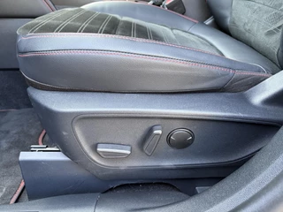 Ford Kuga Ford Kuga 2.5 PHEV ST-Line X 225pk | Driver Assistance Pack | Winterpack | Wegklapbare Trekhaak | Verlengde fabrieksgarantie tot 03-2028 - afbeelding nr 17