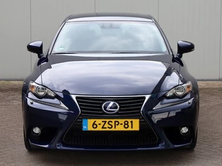 Lexus IS Lexus IS 300h 25th Edition | Vol Leder | Stoelverwarming | Parkeersensor - afbeelding nr 2