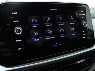 Volkswagen T-Roc Volkswagen T-Roc 1.5 TSI Life Bns | Private Lease 639,- p.m. | Navigatie | Camera - afbeelding nr 37