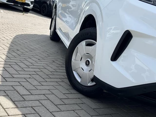 Ford Transit Custom Ford Transit Custom 280 2.0 TDCI L1H1 Trend 136pk | Koelauto | Koelwagen | Koel | BPM vrij | Koeling Temperatuur  tot -20 graden bij max 30 graden buitentemperatuur | Stoelverwarming | Koelunit type Z120 merk Zanotti onderdeel Daikin | Camera - afbeelding nr 5