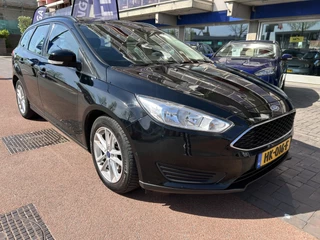 Ford Focus navigatie/camera airco/ecc apk - afbeelding nr 4