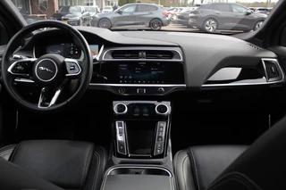 Jaguar I-PACE Jaguar I-PACE EV400 First Edition 90 kWh / Full option / Panoramadak / 360Camera / Head-up / Luchtvering / Leder / Meridian / Stuurverwarming - afbeelding nr 2