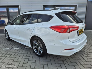 Ford Focus Ford Focus Wagon 1.0 EcoBoost ST Line Business - afbeelding nr 6