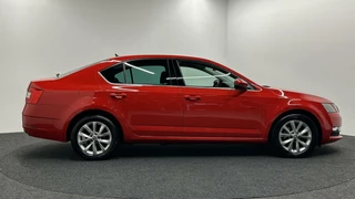 Škoda Octavia Skoda Octavia 1.0 TSI Greentech Sport Business LEDER STOF - afbeelding nr 9