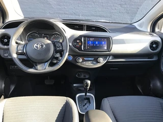 Toyota Yaris Toyota Yaris 1.5 HYB. DYNAMIC **Automaat/opendak/carplay** - afbeelding nr 11
