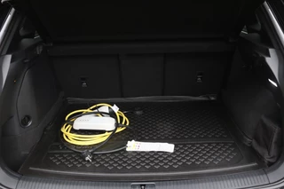 Volkswagen Tiguan Pano/IQ.Light/DCC/Keyless/Camera/Dodehoek/20