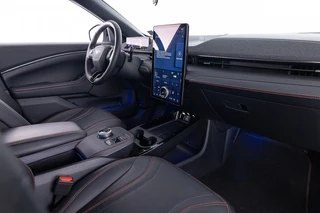 Ford Mustang Mach-E - afbeelding nr 3