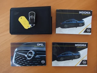 Opel Insignia TREKHAAK / CARPLAY / KEYLESS / NAVI / CLIMA / PDC / BLUETOOTH / CRUISE - afbeelding nr 34