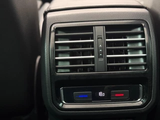 Volkswagen Passat Volkswagen Passat Variant GTE 2016 | Navi | Panodak | Camera | Trekhaak | Dealeronderhouden - afbeelding nr 24