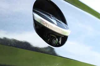 Volkswagen T-Roc Volkswagen T-Roc 1.5 TSI / 3x R-Line / Black Style / 150PK / DSG / Navi / Camera / VC / Trekhaak / 18