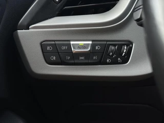BMW 1 Serie BMW 1-serie 120i Aut. Business Ed. | Navi | BMW-Individual | Led | - afbeelding nr 28