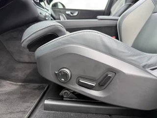 Volvo XC60 Volvo XC60 B4 197PK R-Design| Panodak| Adap.Cruise| Trekhaak| Camera - afbeelding nr 17
