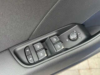 Audi A3 Audi A3 Sportback 1.4 e-tron Lease Edition Automaat | LED koplampen | Trekhaak uitklapbaar | Dynamische knipperlichten | Climate control | Cruise control adaptief | Lane assist | Parkeersensoren voor en achter - afbeelding nr 4