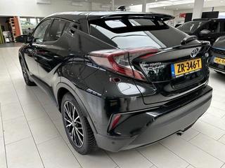 Toyota C-HR Toyota C-HR 1.8 Hybrid Executive [ TREKHAAK I LEER I DEALER ONDERHOUDEN I CA - afbeelding nr 29
