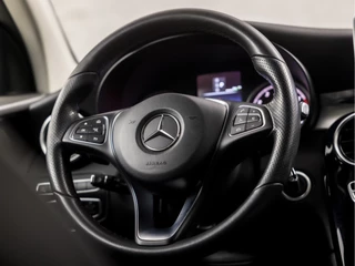 Mercedes-Benz GLC 327Pk Automaat (NAVIGATIE, LUCHTVERING, LEDEREN SPORTSTOELEN, ELEK ACHTERKLEP, GETINT GLAS, LED KOPLAMPEN, CRUISE, NIEUWE APK, NIEUWSTAAT) - afbeelding nr 17