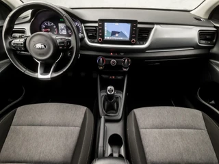 Kia Stonic (APPLE CARPLAY, NAVIGATIE, CAMERA, PARKEERSENSOREN, SPORTSTOELEN, CRUISE, GETINT GLAS, NIEUWE APK, NIEUWSTAAT) - afbeelding nr 6