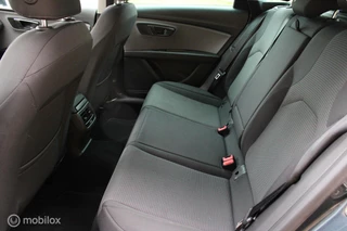 SEAT Leon Seat Leon ST 1.0 EcoTSI Style Business Intense, DSG, Camera, Pdc voor + achter, App connect, Cruise, Clima, Navi, Donkerglas, 16 inch Lmv. - afbeelding nr 12