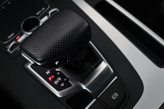 Audi Q5 Audi Q5 50 TFSIe quattro S edition | Panoramadak | Trekhaak | Adaptive cruise | Massage | Luchtvering | Camera | Stoelverwarming | Carplay | Half leder | Virtual Cockpit | Audi Exclusive Lak - afbeelding nr 23