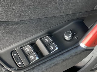 Audi Q2 Audi Q2 1.4 TFSI S-tronic I S-Line I LED I Virtual cockpit I - afbeelding nr 17