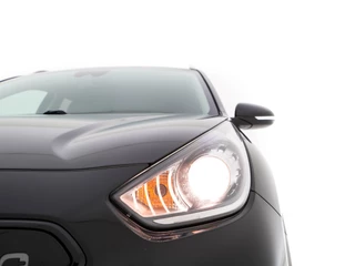 Kia e-Niro (INCL-BTW) Aut. *LEATHER-MICROFIBRE | NAVI-FULLMAP | DAB | ADAPTIVE-CRUISE | CAMERA | COMFORT-SEATS | KEYLESS | DIGI-COCKPIT | SHIFT-PADDLES | HEATED-SEATS | CARPLAY | LANE-ASSIST | 17