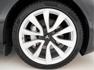 Tesla Model 3 Tesla Model 3 Long Range AWD 75 kWh [ 3-Fase ] (INCL-BTW) Aut. *PANO | AUTO-PILOT | LUXURY-LEATHER | KEYLESS | FULL-LED | MEMORY-PACK | SURROUND-VIEW | DAB | CARPLAY | DIGI-COCKPIT | LANE-ASSIST | COMFORT-SEATS | 19