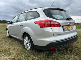 Ford Focus Ford Focus Wagon 1.0 Lease Edition NAVI AIRCO CRUISE LEES TEKST - afbeelding nr 4