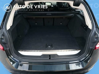 BMW 3 Serie BMW 3-serie Touring 330e 293pk Sport Line | Full LED | Sportstoelen | Adaptive cruise | Trekhaak - afbeelding nr 55