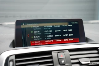 BMW 1 Serie BMW 1-serie M140i LCI2 | Schuifdak | Stuurverwarming | Navi Pro | Alcantara | HiFi Audio| M Sport onderstel | 719M | 5-deurs | - afbeelding nr 34