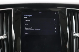 Volvo V60 Volvo V60 2.0 D4 MomentPro | Leder | Trekhaak |  Stoelverwarming | Adaptive cruise | Carplay | Navigatie | DAB | Camera | Full LED | Climate control - afbeelding nr 19