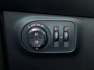 Opel Corsa Opel Corsa 1.4 Online Edition | Cruise Control | Apple CarPlay/Android Auto | Trekhaak | Licht/Regen Sensor | Parkeersensoren - afbeelding nr 26