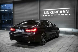 BMW 3 Serie BMW 3-serie 330e Sedan Hybrid | Vol | M Sport | Schuifdak | H&K | Innovation | Head Up | 19 inch | - afbeelding nr 28