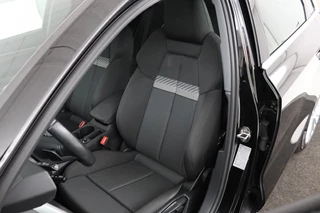 Audi A3 Audi A3 35 TFSI Advanced edition | Adaptive cruise |  Sportstoelen | Virtual Cockpit | Carplay | Navigatie | Full LED | Climate control - afbeelding nr 5