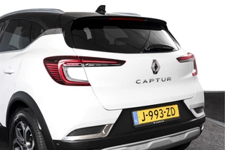 Renault Captur Renault Captur 1.3 TCe 155 PK Edition One - Automaat | Dig. Cockpit | Cruise | PDC | 360 Camera | NAV + App. Connect | ECC | DAB | LM 18