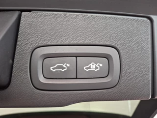 Volvo XC60 Volvo XC60 2.0 Recharge T8 AWD Inscription| Trekh. semi Elekt - afbeelding nr 11
