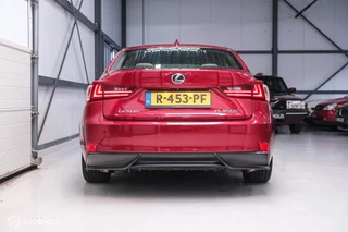 Lexus IS Lexus IS 300h Luxury Line | Dealer OH | Camera | Stoel + stuurwiel verwarming | Clima | LED | rijklaarprijs | - afbeelding nr 40