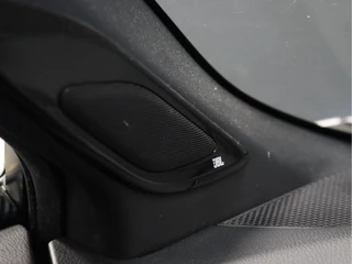 Toyota C-HR [CRUISE CONTROL, CAMERA, BLUETOOTH VERBINDING, STOELVERWARMING, JBL AUDIOINSTALLATIE, MULTIFUNCTIONEEL STUURWIEL, NIEUWSTAAT] - afbeelding nr 22