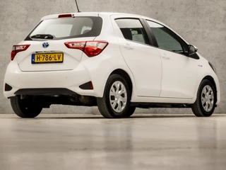 Toyota Yaris Toyota Yaris 1.5 Hybrid Active Automaat (CAMERA, CLIMATE, CRUISE, SPORTSTOELEN, LANE ASSIST, ELEK RAMEN, BLUETOOTH, NIEUWSTAAT) - afbeelding nr 5