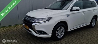 Mitsubishi Outlander Mitsubishi Outlander 2.4 PHEV Pure 4x4 / CAMERA / 1EIG - afbeelding nr 4