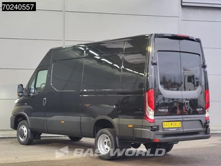Iveco Daily Iveco Daily 35C18 180PK Automaat Dubbellucht L2H2 ACC Navi Camera 12m3 Airco - afbeelding nr 2