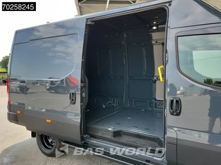 Iveco Daily Iveco Daily 35C21 3.0L Automaat Black Edition 2025model L2H2 ACC Camera Parkeersensoren LED CarPlay Dubbellucht L2 12m3 Airco - afbeelding nr 7