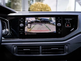 Volkswagen Polo Volkswagen Polo 1.0 TSI R-Line|PANO|BEATS|ACC|CARPLAY|CAMERA - afbeelding nr 24