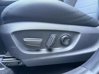 Toyota C-HR Toyota C-HR 1.8 Hybrid 140 Executive|JBL|ACC|PANO - afbeelding nr 32