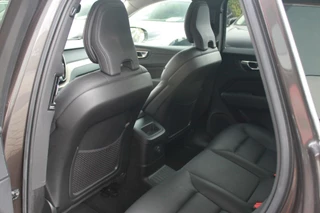 Volvo XC60 Volvo XC60 T6 Recharge AWD Ultimate Bright | Longe Range | Parkeercamera | Panoramadak | Trekhaak | HUD | Leder | Stoelverwarming | Keyless - afbeelding nr 18