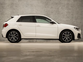 Audi A1 Sportback Audi A1 Sportback 25 TFSI Pro Line Sport Automaat (APPLE CARPLAY, GETINT GLAS, LM VELGEN, SPORTSTOELEN, LANE ASSIST, PARKEERSENSOREN, NIEUWSTAAT) - afbeelding nr 4