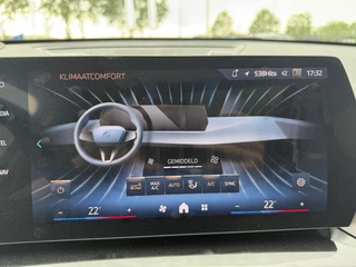 BMW iX1 BMW iX1 eDrive20 67 kWh 204pk | X-Line | Travel Pack  | Innovation Pack | Adaptieve cruise controle | HiFi System Harman Kardon | Panoramadak | Head up Display - afbeelding nr 32