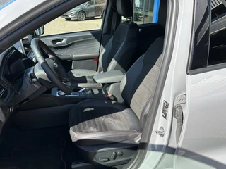 Ford Kuga Ford Kuga 2.5 PHEV ST-line X Graphite Tech 225PK Adaptieve Cruise Navi Camera Climate Stoelverwarming Voorruit Verwarming B&O Head Up Keyless 19'' Inch Velgen *1500KG Trekgewicht* - afbeelding nr 12
