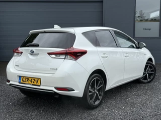 Toyota Auris Toyota Auris 1.8 Hybrid Dynamic Go 1e Eigenaar,Navi,Camera,Lm Velgen,136pk,Weinig Km,Apk tot 05-2027 - afbeelding nr 2