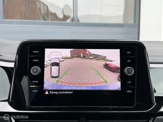 Volkswagen T-Roc Volkswagen T-Roc 1.5 TSI 3x R-line Panodak Virtual Navi Carplay ACC Camera - afbeelding nr 21