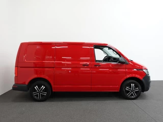 Volkswagen Transporter Volkswagen Transporter 2.0 TDI 150pk DSG Automaat Trekhaak Apple Carplay/ Android Auto Cruise control Airco Sidebars Parkeersensoren - afbeelding nr 38