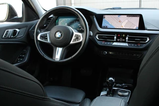 BMW 1 Serie BMW 1-serie 120i Business Edition Plus HEAD-UP LEDER KEYLESS - afbeelding nr 2